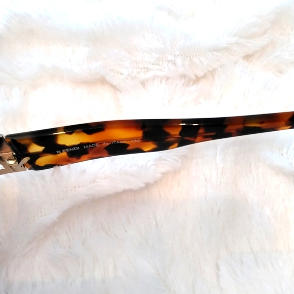 Authentic Vintage Fendi FS 118 Tortoise Shell sunglasses with case - Picture 5 of 8